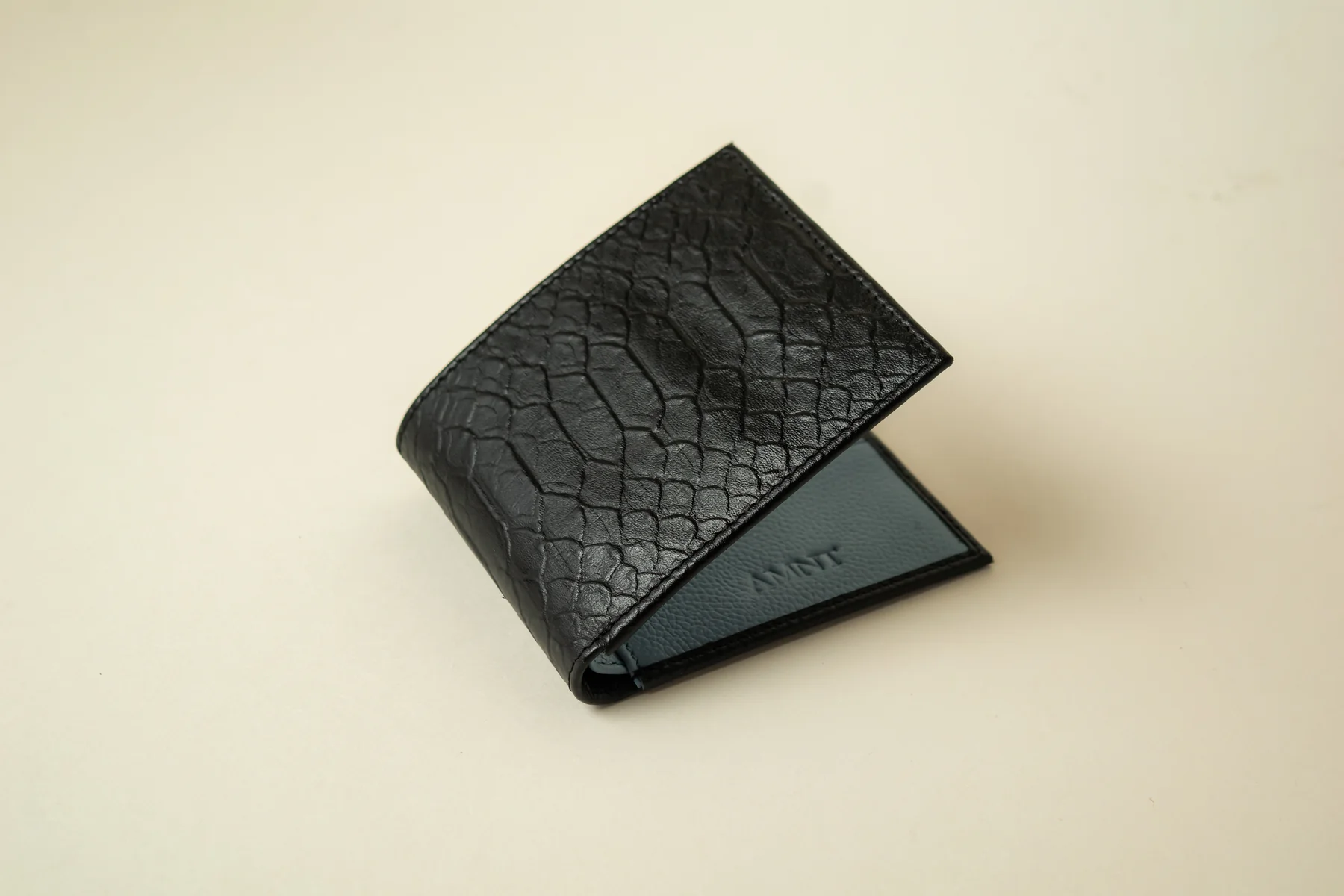 Two Tone Wallet – Light Blue